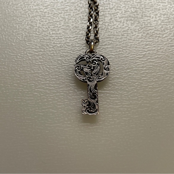 GUCCI Double G Sterling Silver 925 Key Necklace G charm - Picture 4 of 7